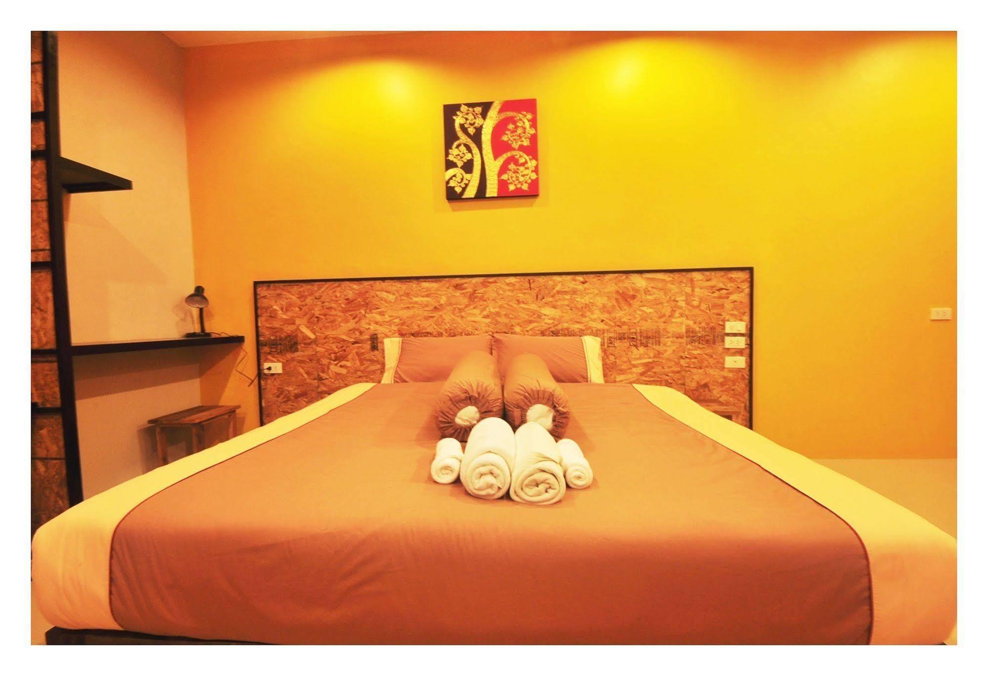 The Bedroom Nai Harn Beach Exterior photo