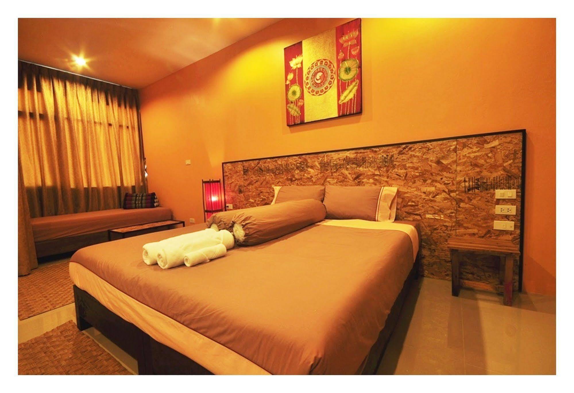 The Bedroom Nai Harn Beach Exterior photo
